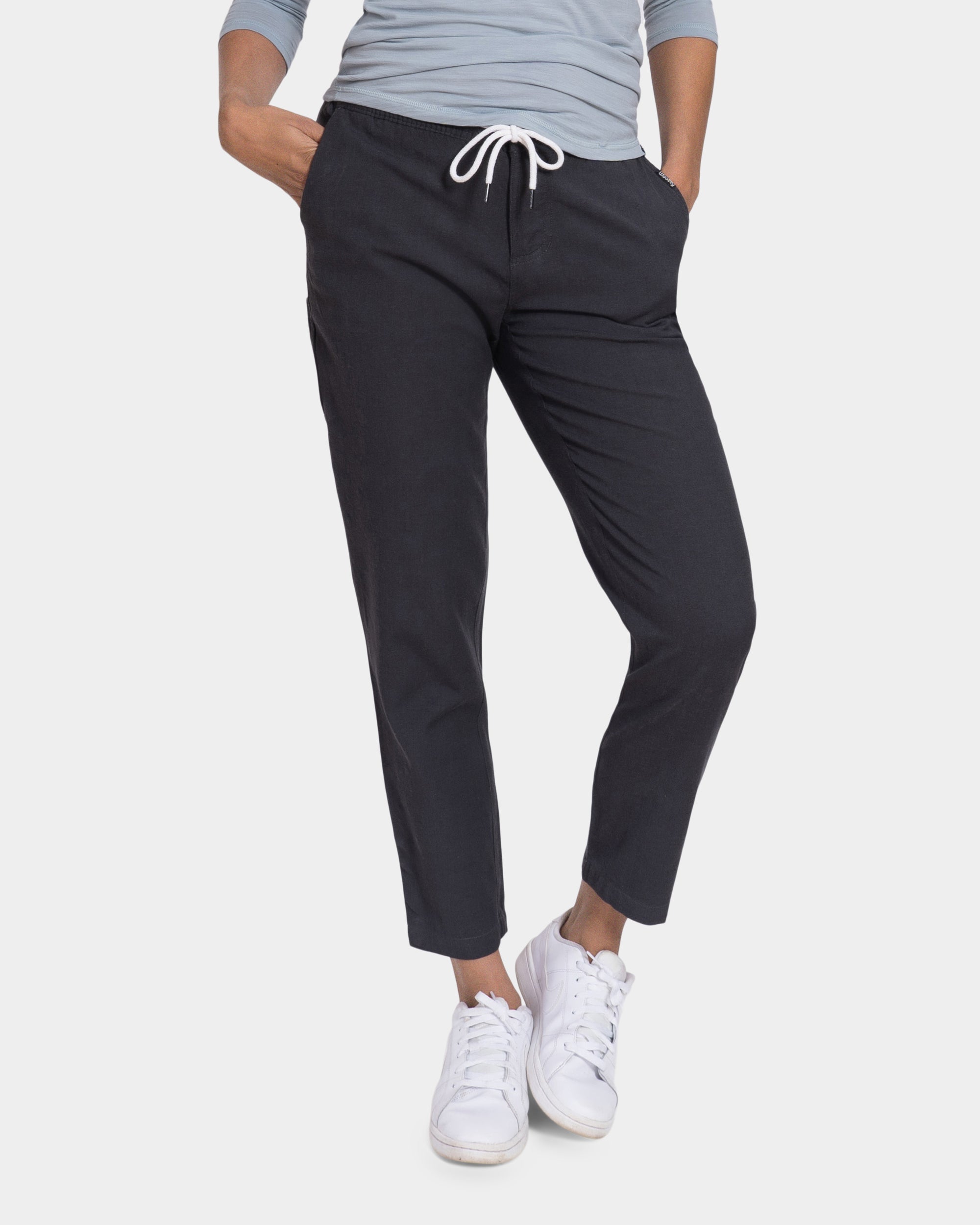 Have these, love them! Great for comfy days and traveling!  Lululemon pants  studio, Celebrity casual outfits, Cute outfits